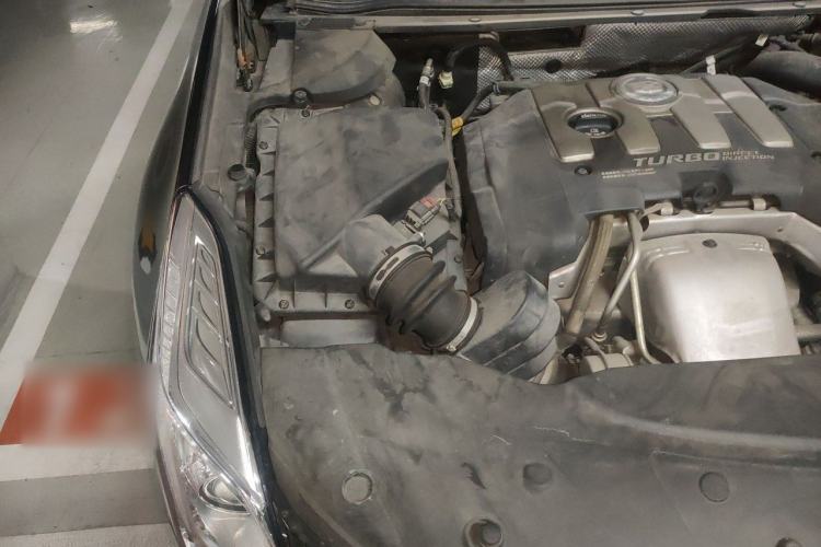 Used Cadillac XTS 2015 28T Comfort Model Engine Bay Right