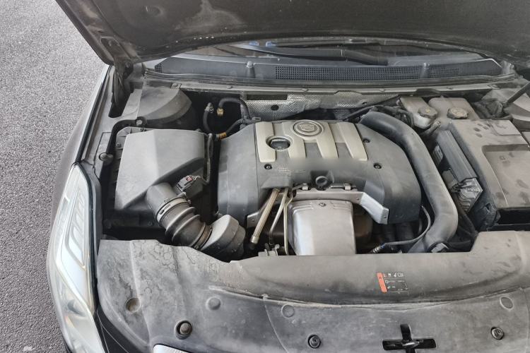 Used Cadillac XTS 2015 28T Luxury Model Engine Bay Right