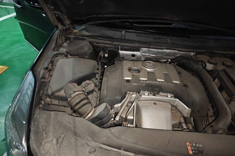 Used Cadillac XTS 2015 28T Comfort Model Engine Bay Right