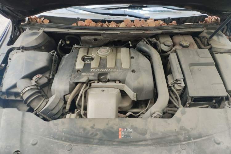 Used Cadillac XTS 2015 28T Comfort Model Engine Bay
