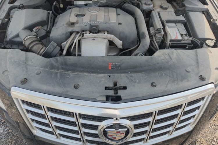 Used Cadillac XTS 2015 28T Comfort Model Engine Bay