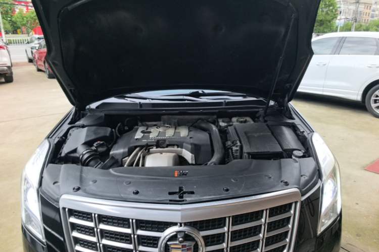 Used Cadillac XTS 2015 28T Comfort Model Engine Bay