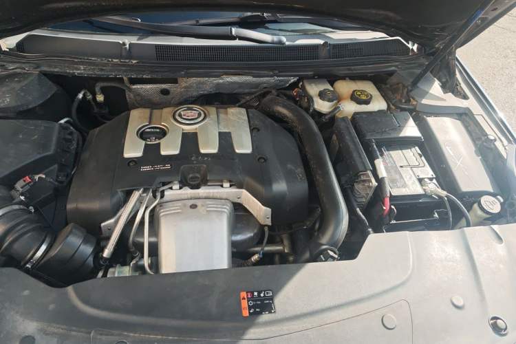 Used Cadillac XTS 2015 28T Comfort Model Engine Bay