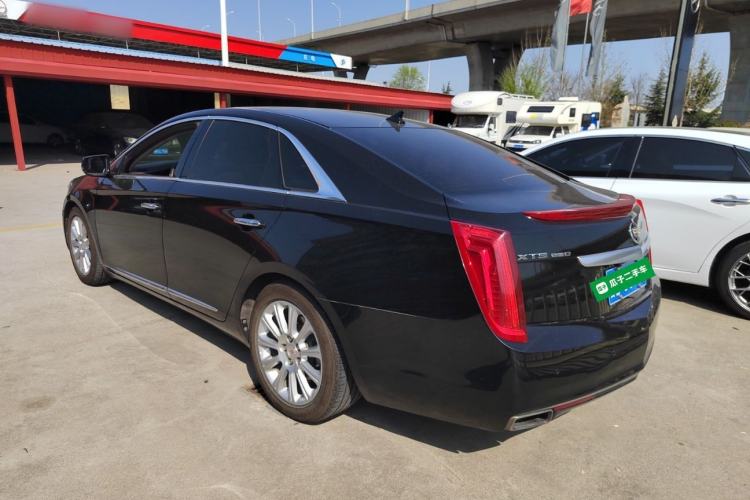 Used Cadillac XTS 2015 28T Comfort Model Exterior 2