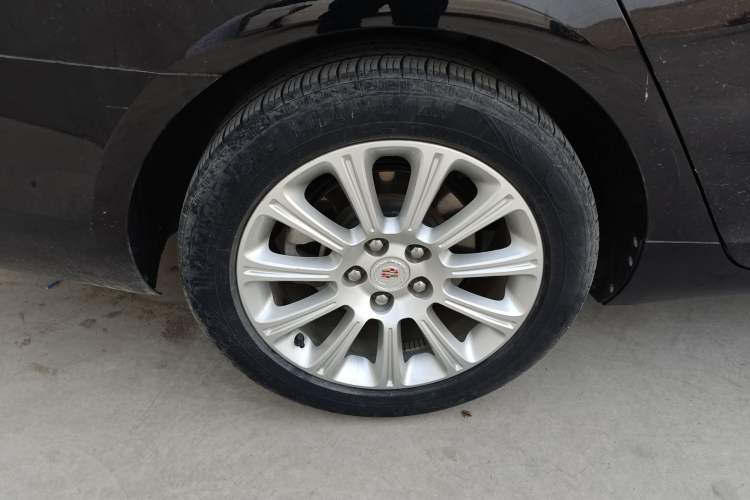 Used Cadillac XTS 2015 28T Comfort Model Exterior 5