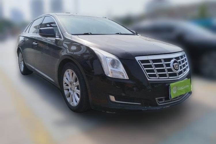 Used Cadillac XTS 2015 28T Comfort Model Front Right 45 Deg