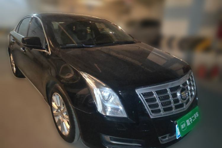 Used Cadillac XTS 2015 28T Comfort Model Front Right 45 Deg