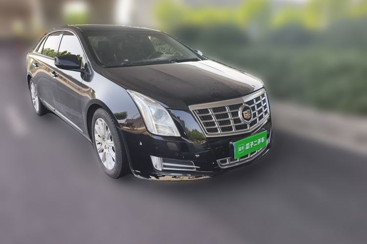 Used Cadillac XTS 2015 28T Luxury Model Front Right 45 Deg