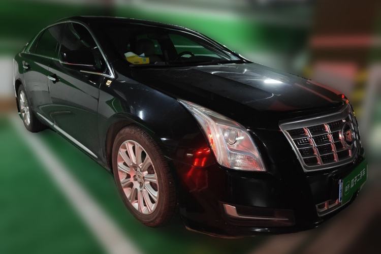 Used Cadillac XTS 2015 28T Comfort Model Front Right 45 Deg