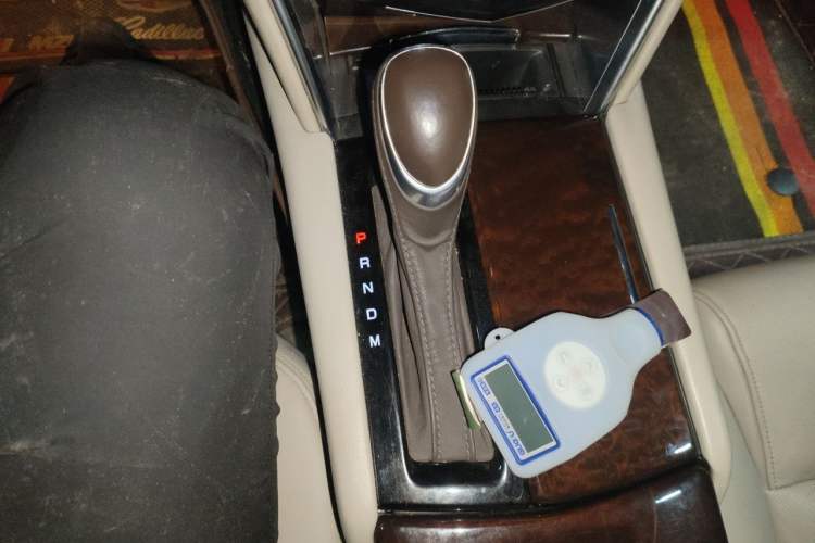 Used Cadillac XTS 2015 28T Comfort Model Gear Lever