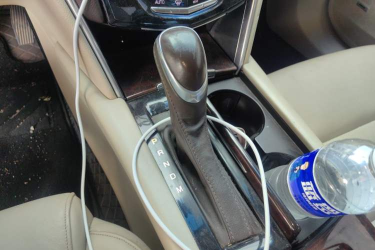 Used Cadillac XTS 2015 28T Comfort Model Gear Lever