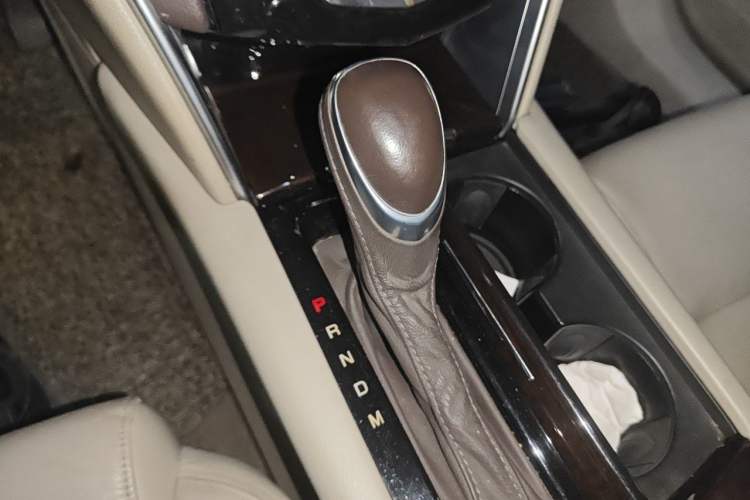 Used Cadillac XTS 2015 28T Elite Model Gear Lever