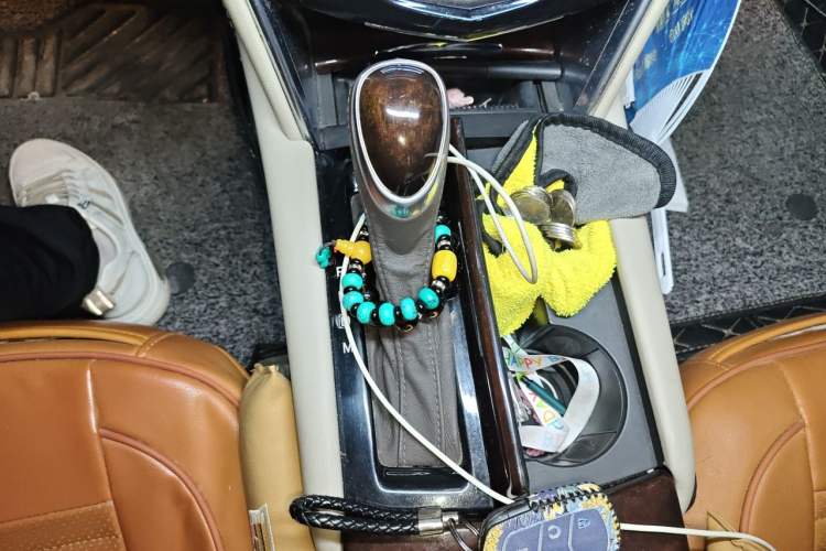 Used Cadillac XTS 2015 28T Elite Model Gear Lever