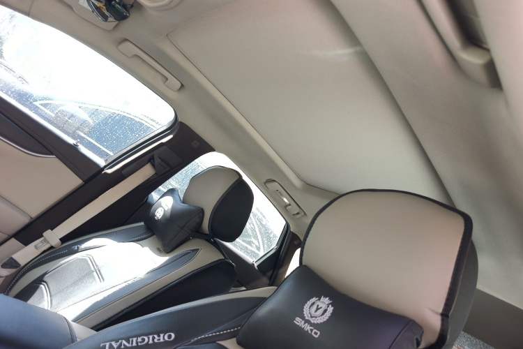 Used Cadillac XTS 2015 28T Comfort Model Headliner
