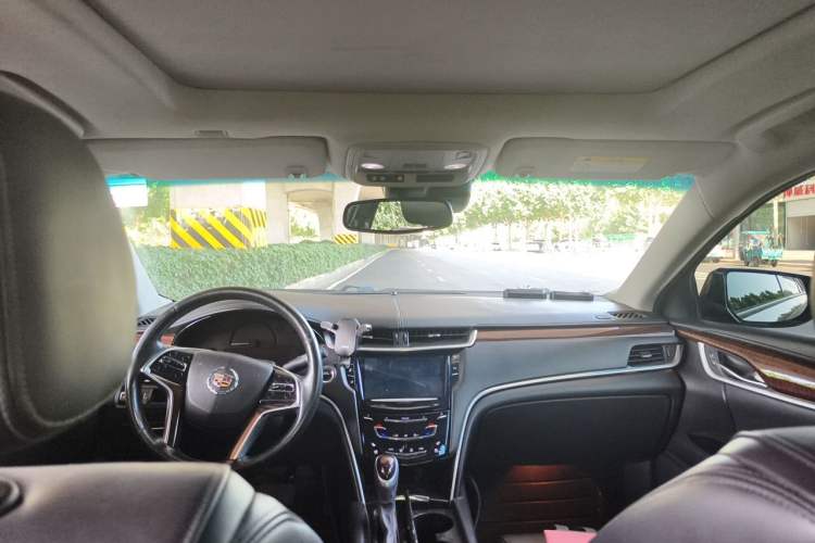 Used Cadillac XTS 2015 28T Luxury Model Headliner