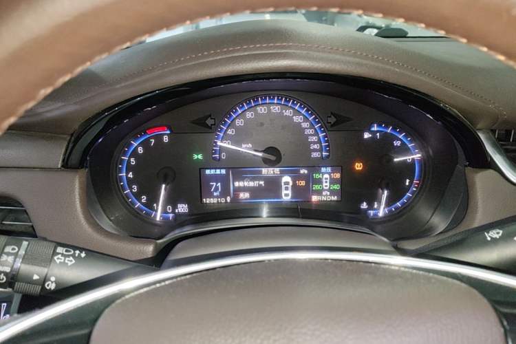 Used Cadillac XTS 2015 28T Comfort Model Instrument Cluster
