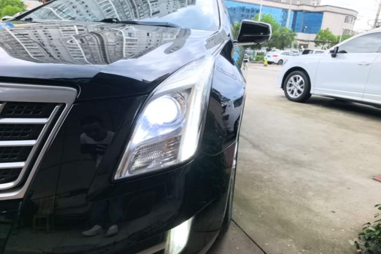 Used Cadillac XTS 2015 28T Comfort Model Left Front Headlight