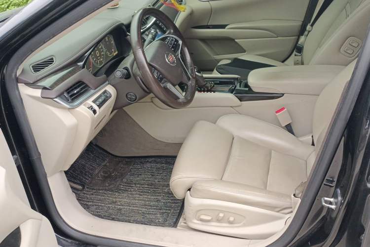 Used Cadillac XTS 2015 28T Platinum Edition Left Front Seat