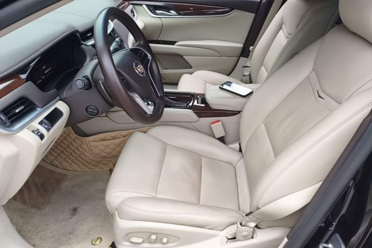 Used Cadillac XTS 2015 28T Luxury Model Left Front Seat