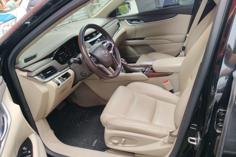 Used Cadillac XTS 2015 28T Comfort Model Left Front Seat
