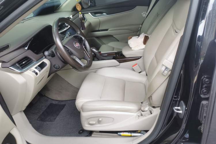 Used Cadillac XTS 2015 28T Comfort Model Left Front Seat