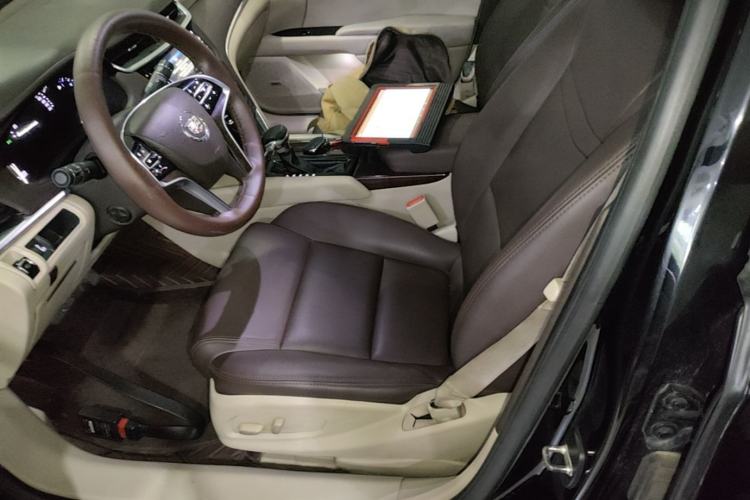 Used Cadillac XTS 2015 28T Comfort Model Left Front Seat