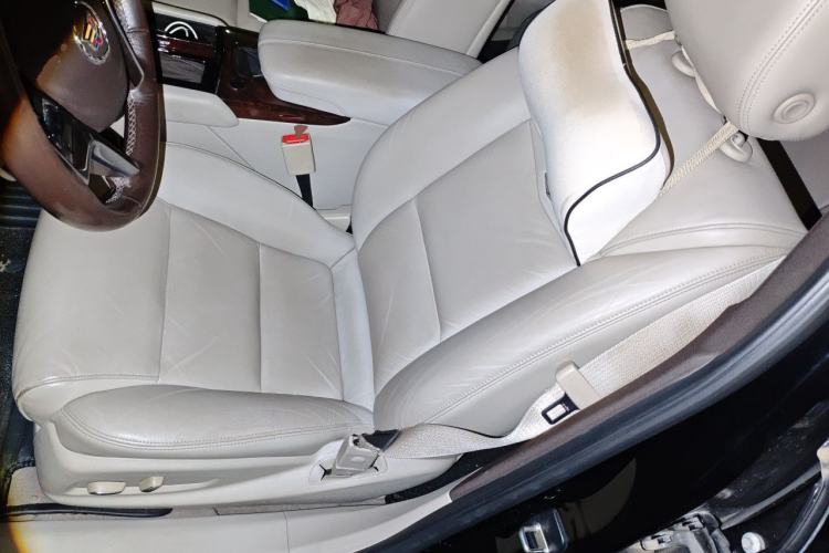 Used Cadillac XTS 2015 28T Comfort Model Left Front Seat
