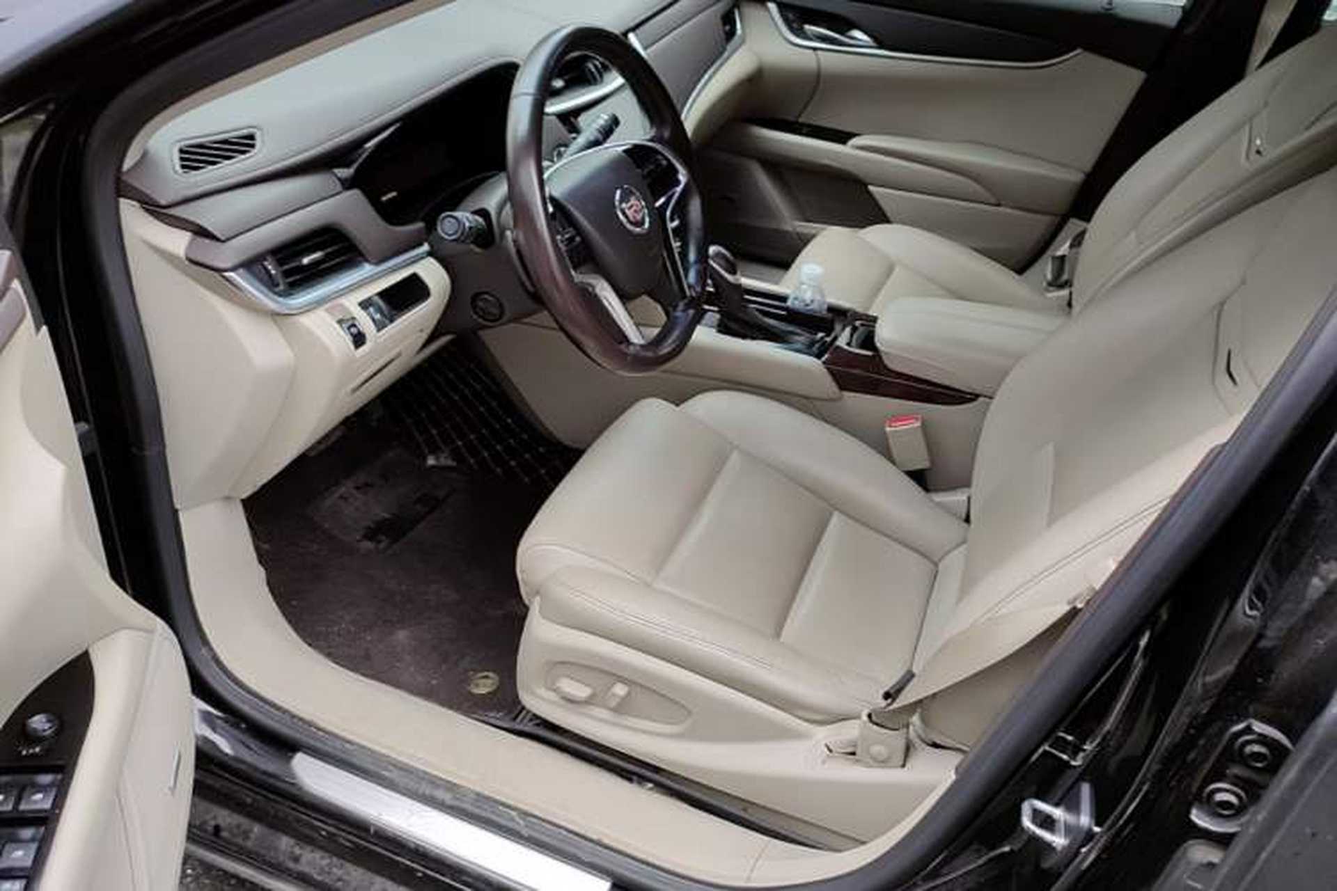 Used Cadillac XTS 2015 28T Comfort Model Left Front Seat