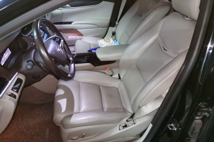 Used Cadillac XTS 2015 28T Comfort Model Left Front Seat