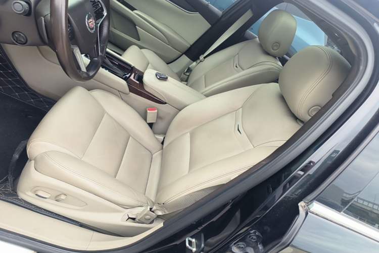 Used Cadillac XTS 2015 28T Comfort Model Left Front Seat