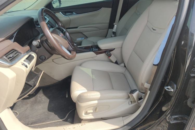 Used Cadillac XTS 2015 28T Comfort Model Left Front Seat