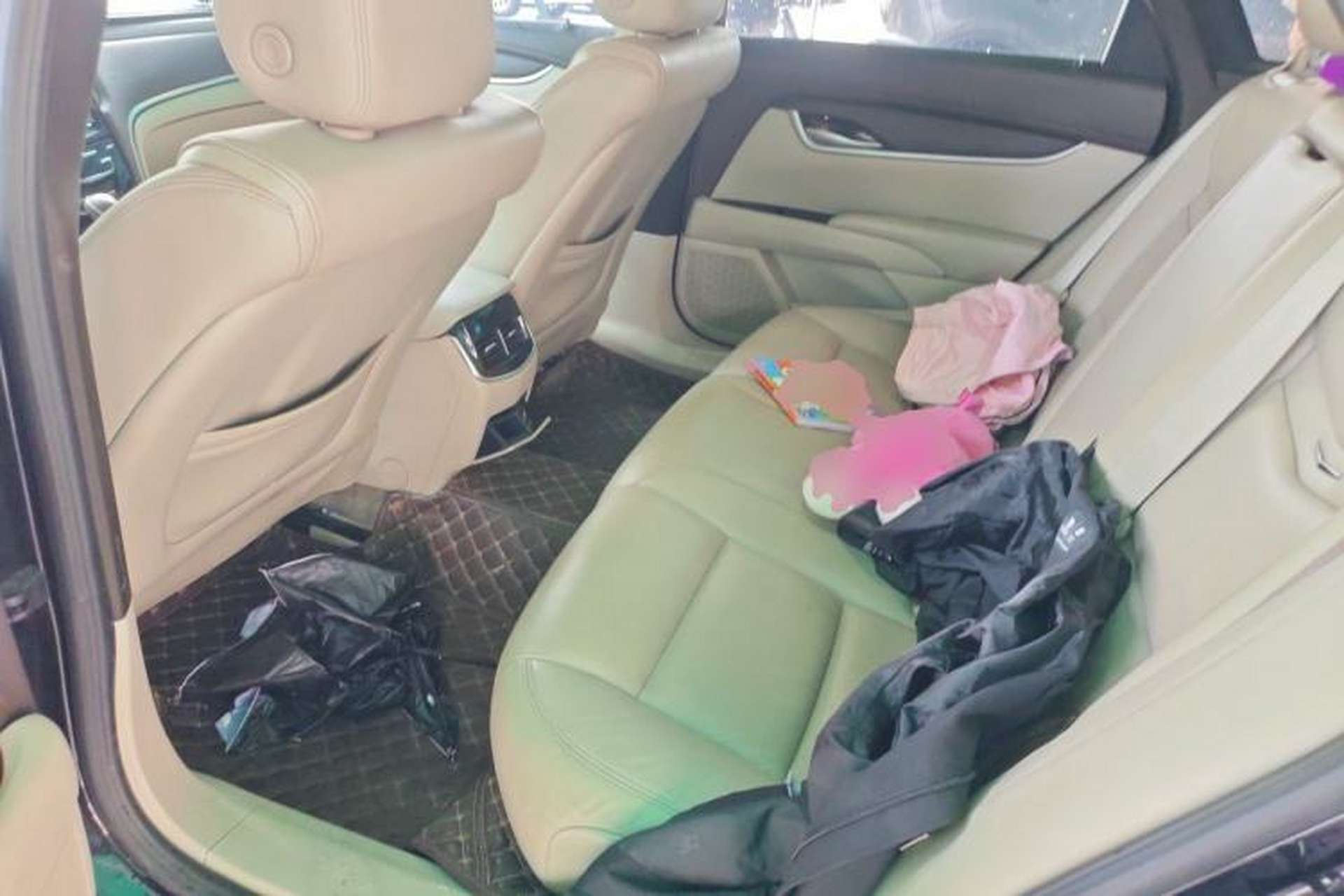 Used Cadillac XTS 2015 28T Comfort Model Left Rear Seat