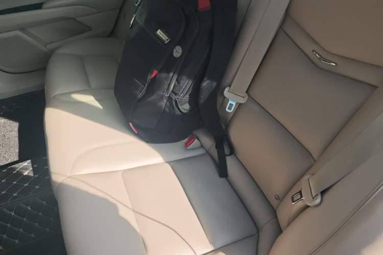 Used Cadillac XTS 2015 28T Comfort Model Left Rear Seat
