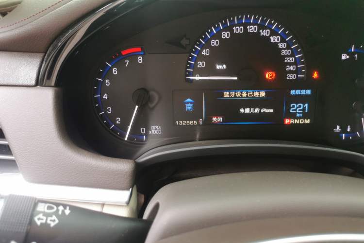 Used Cadillac XTS 2015 28T Comfort Model Odometer Close Up