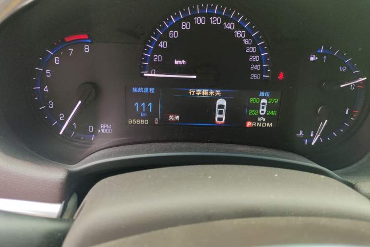 Used Cadillac XTS 2015 28T Comfort Model Odometer Close Up