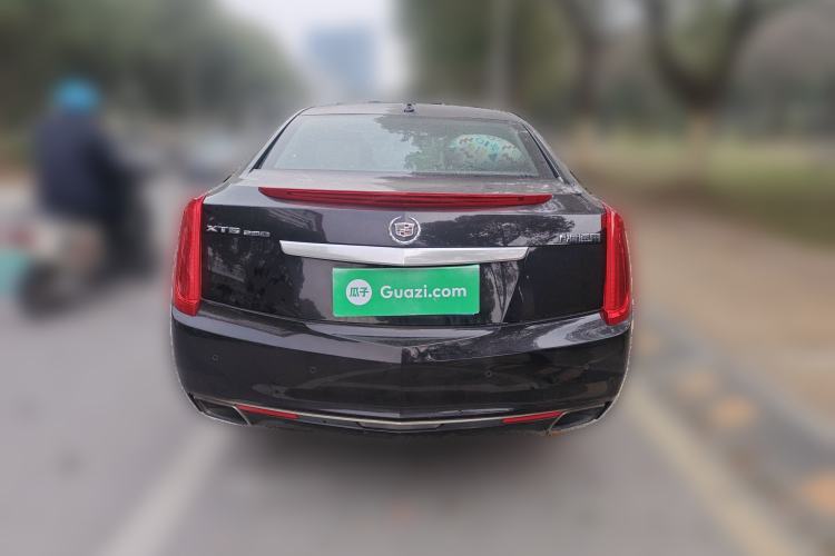 Used Cadillac XTS 2015 28T Comfort Model Rear