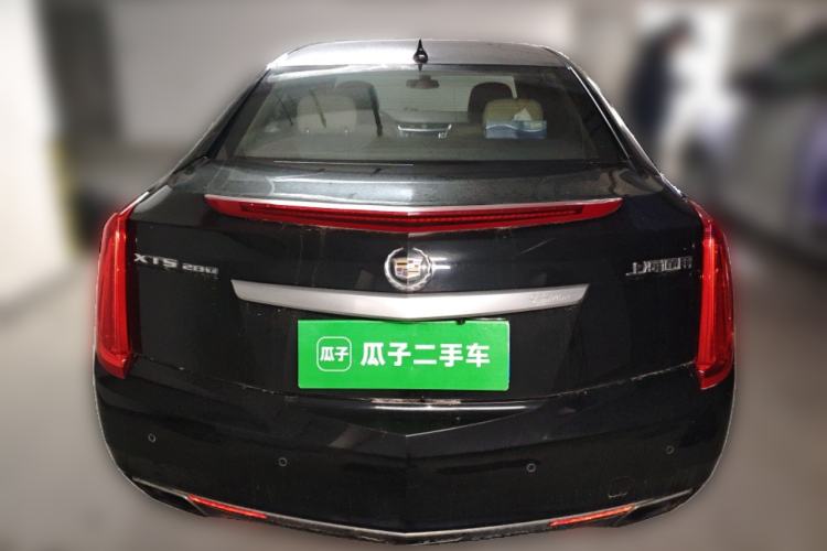 Used Cadillac XTS 2015 28T Comfort Model Rear