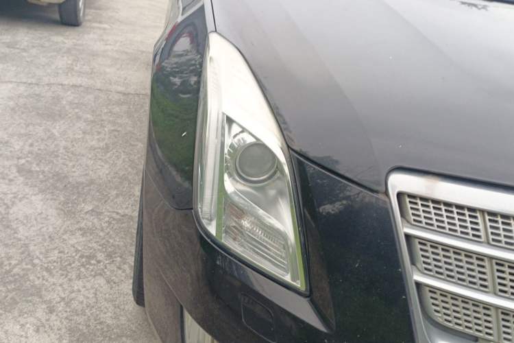 Used Cadillac XTS 2015 28T Platinum Edition Right Front Headlight