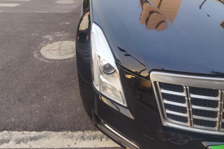 Used Cadillac XTS 2015 28T Comfort Model Right Front Headlight