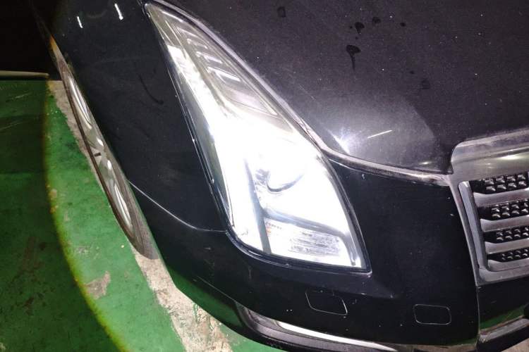 Used Cadillac XTS 2015 28T Comfort Model Right Front Headlight
