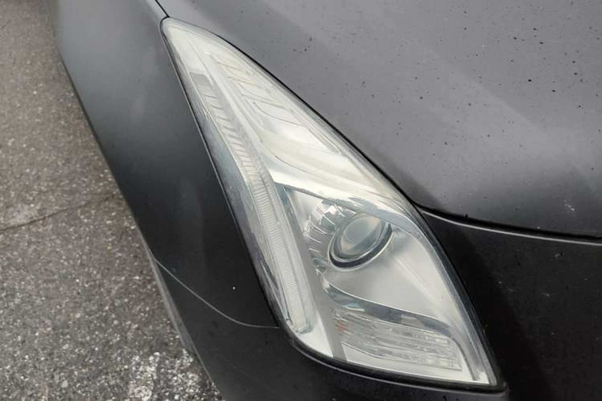 Used Cadillac XTS 2015 28T Comfort Model Right Front Headlight