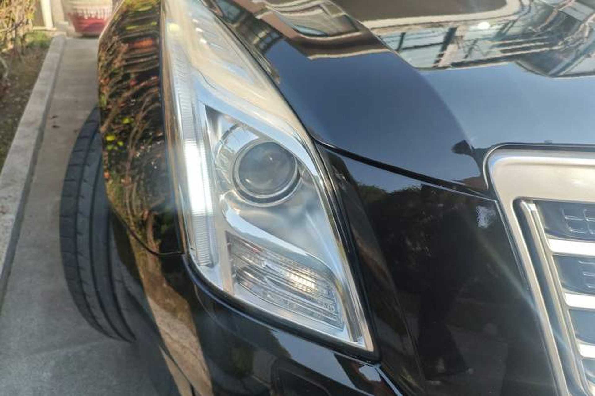 Used Cadillac XTS 2015 28T Comfort Model Right Front Headlight