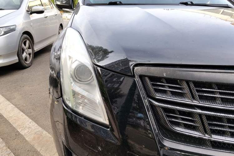 Used Cadillac XTS 2015 28T Comfort Model Right Front Headlight