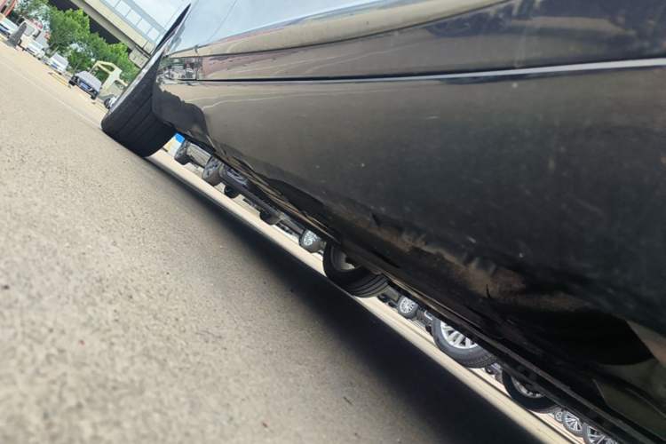 Used Cadillac XTS 2015 28T Comfort Model Right Side Sill