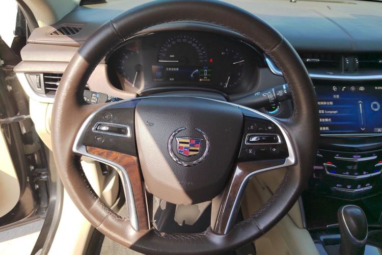 Used Cadillac XTS 2015 28T Comfort Model Steering Wheel