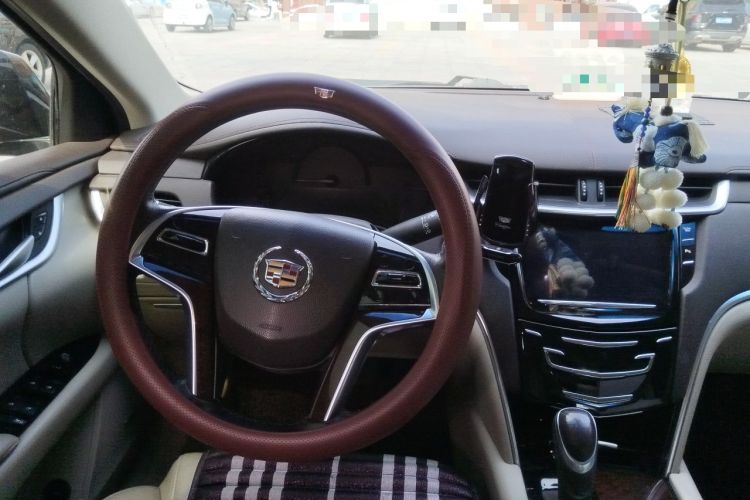 Used Cadillac XTS 2015 28T Comfort Model Steering Wheel