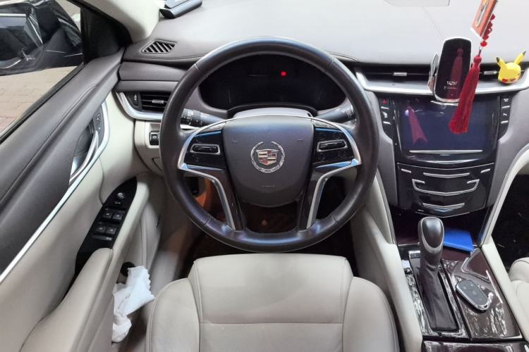 Used Cadillac XTS 2015 28T Comfort Model Steering Wheel
