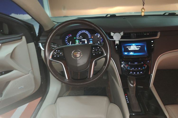 Used Cadillac XTS 2015 28T Elite Model Steering Wheel