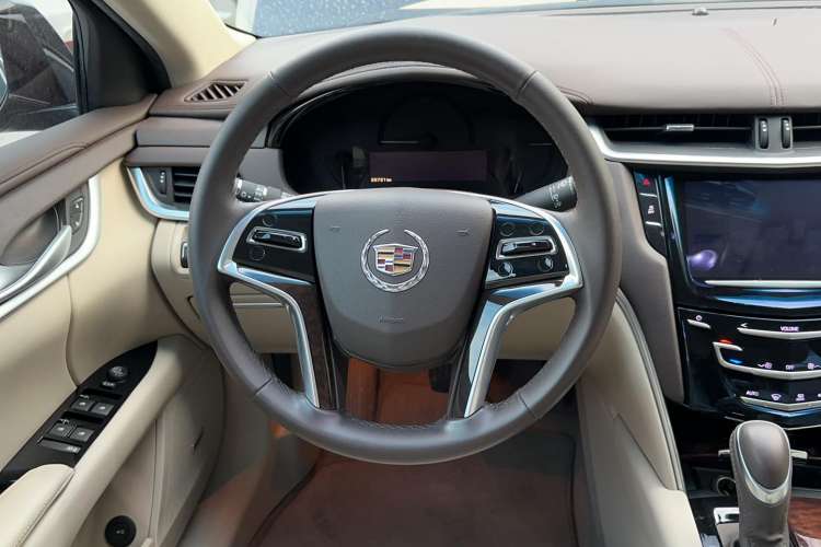 Used Cadillac XTS 2015 28T Comfort Model Steering Wheel