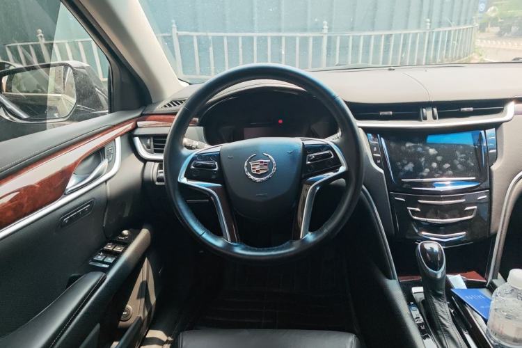 Used Cadillac XTS 2015 28T Luxury Model Steering Wheel